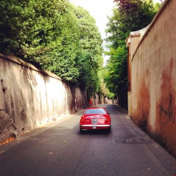 Old red Fiat car - Kostenloses image #331637